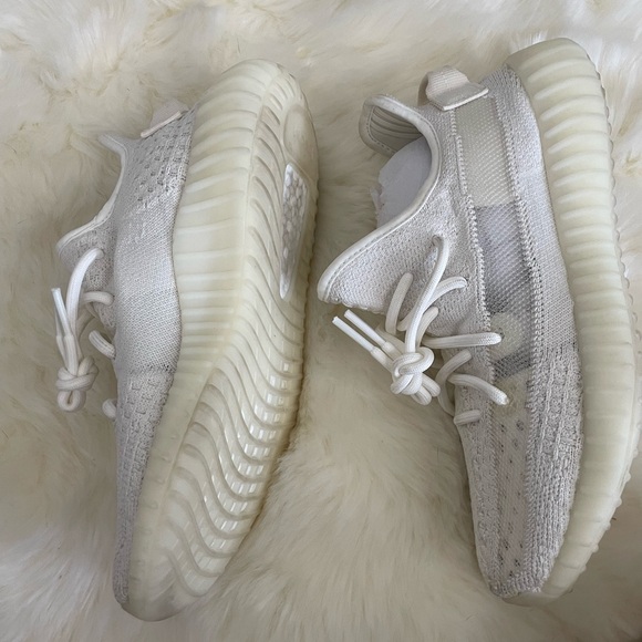 Yeezy - Picture 5 of 6